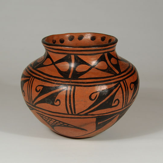 Historic San Ildefonso Pueblo Pottery C3674A